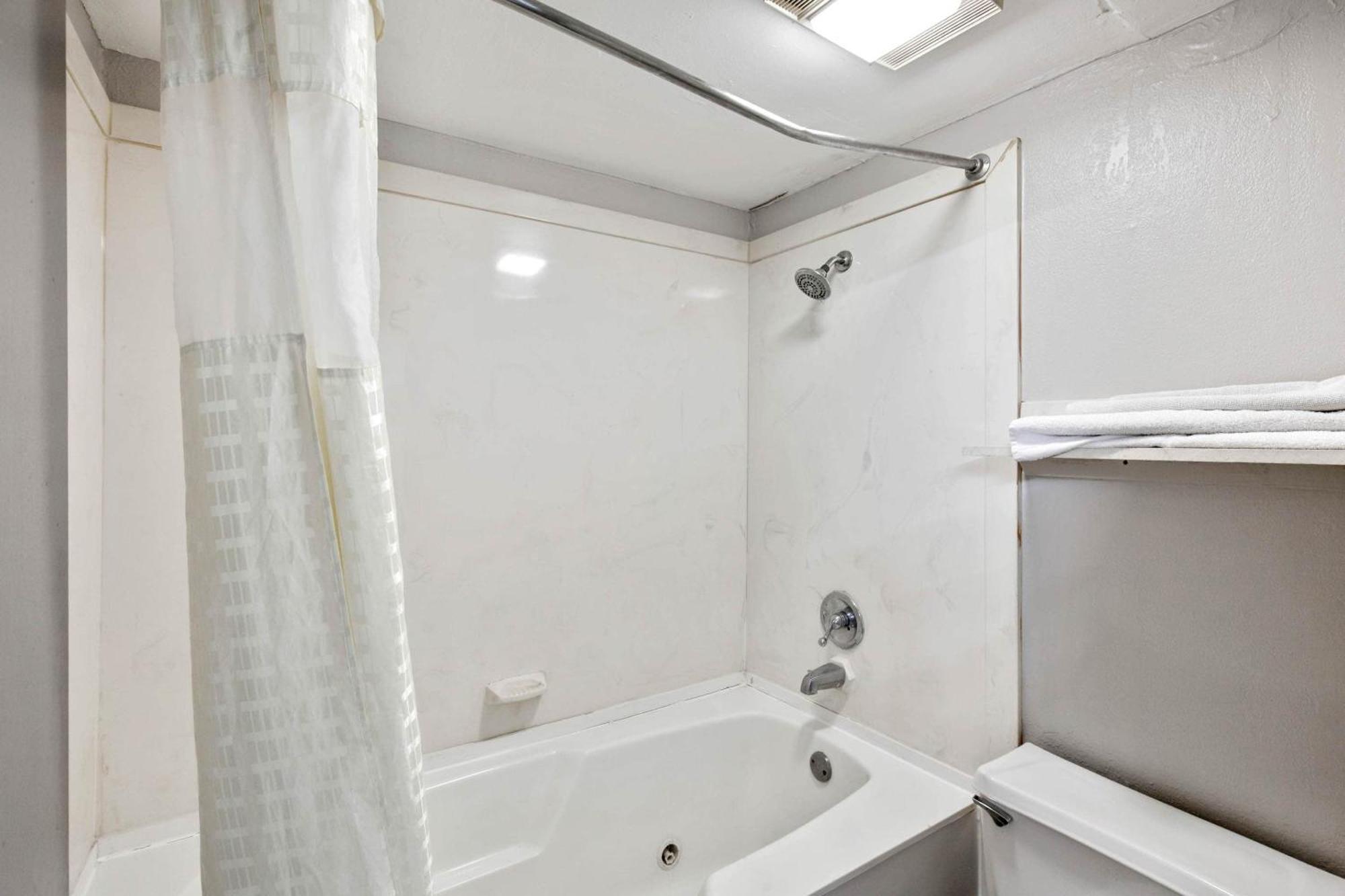 Hotel O Columbia Downtown Near I-65 외부 사진
